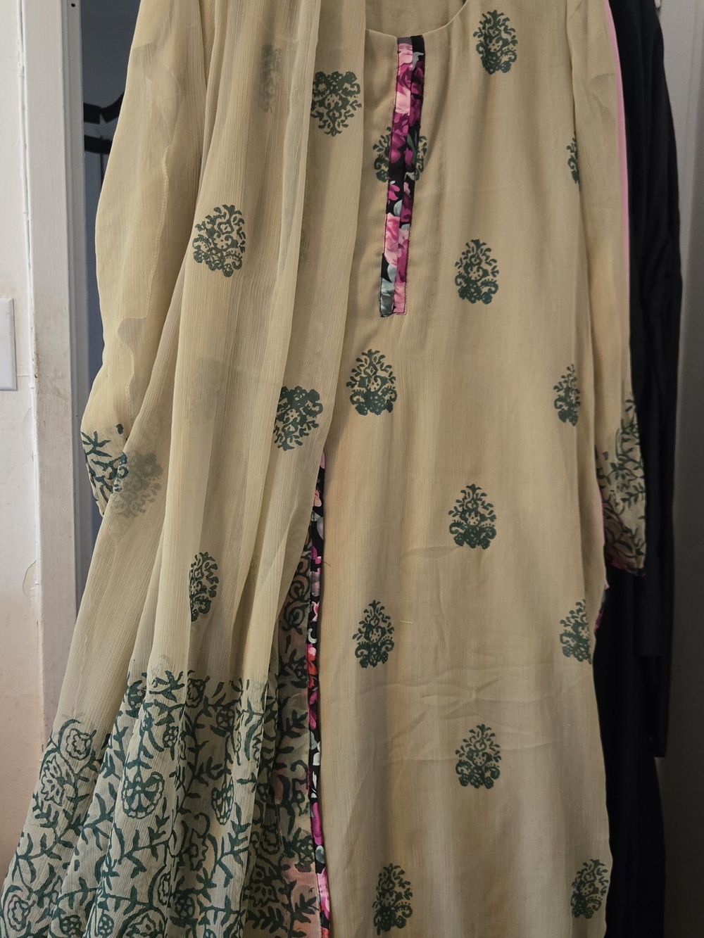 Beige Printed Women’s Kurta with Green Motifs